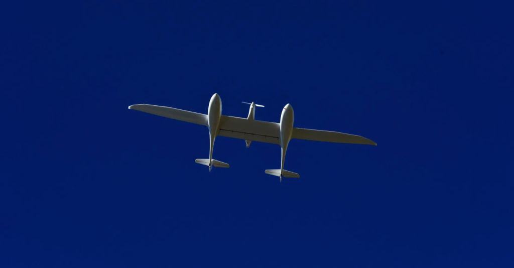 hydrogen-electric plane